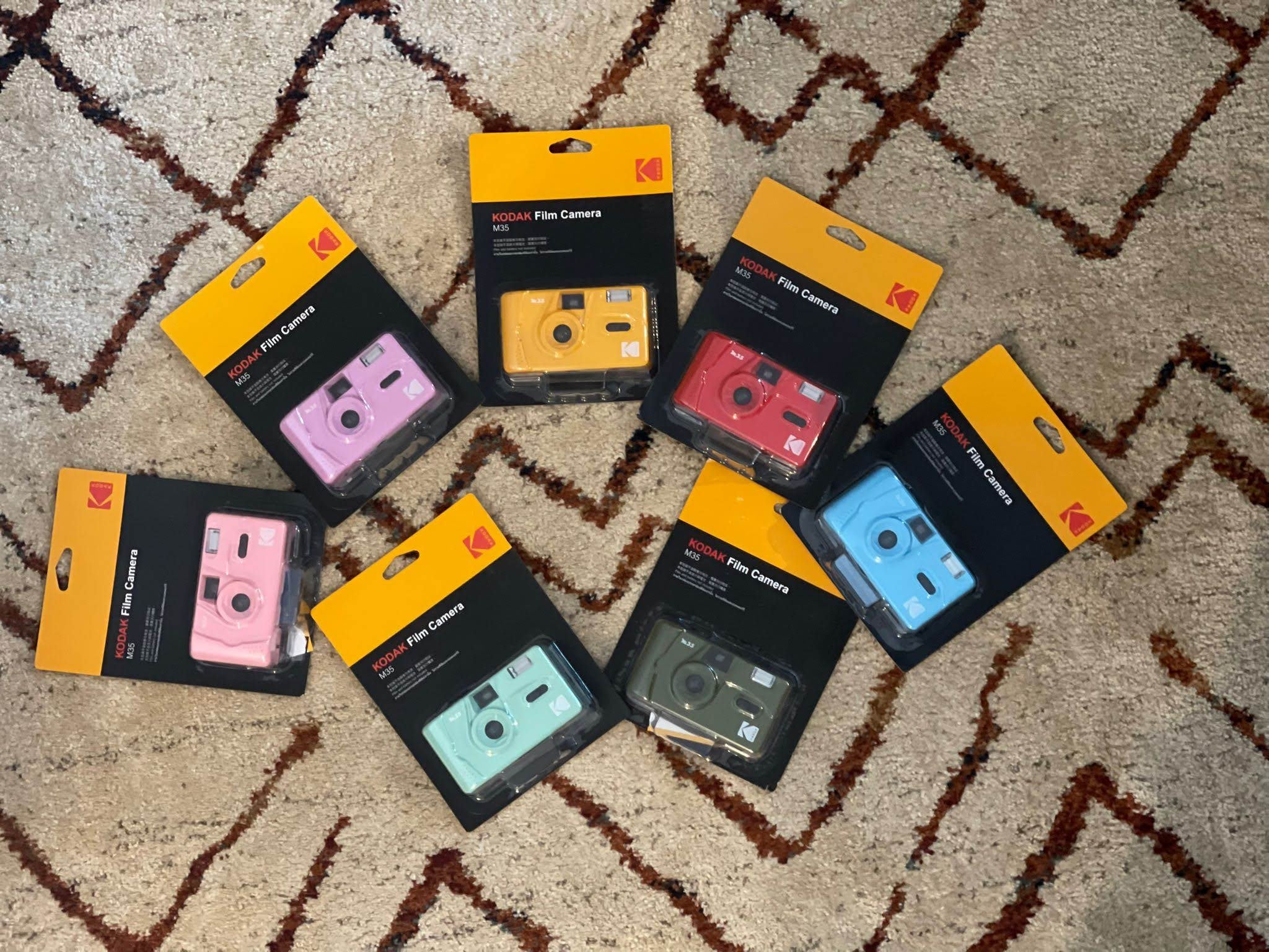 Kodak M35 inc Battery + Film 35mm Reusable Retro Camera Kit